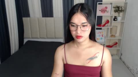 CHLOES ROOM online show from 09.08.25