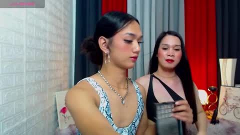 Snapshot of xxgoddessofsatisfactionxx chatting on 02.28.25 Sophie online show from 02.28.25