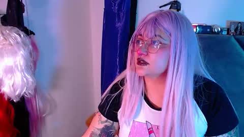 Snapshot of xxgreengoodxx chatting on 12.03.25 xxgreengoodxx online show from 12.03.25