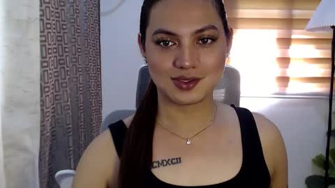 Snapshot of xxjulielovesyouxx chatting on 12.18.24 July online show from 12.18.24