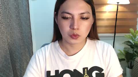 Snapshot of xxjulielovesyouxx chatting on 01.27.25 July online show from 01.27.25