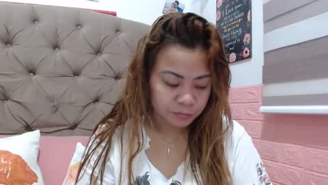 Snapshot of xxkryzelxx chatting on 02.19.25 Dhel online show from 02.19.25