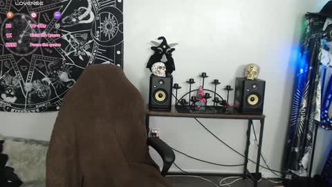 Snapshot of xxlilithmoonxx chatting on 01.22.25 Lilith online show from 01.22.25