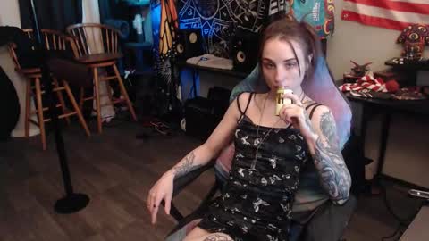 Snapshot of xxlilithmoonxx chatting on 10.14.25 Lilith online show from 10.14.25