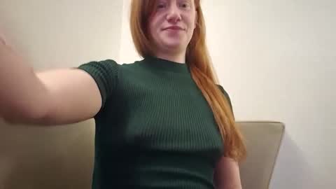 Snapshot of xxmariebliss chatting on 05.21.26 xxmariebliss online show from 05.21.26