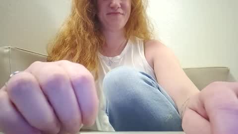 Snapshot of xxmariebliss chatting on 06.05.26 xxmariebliss online show from 06.05.26