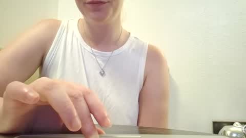 Snapshot of xxmariebliss chatting on 07.11.26 xxmariebliss online show from 07.11.26