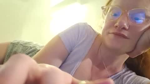 Snapshot of xxmariebliss chatting on 07.14.26 xxmariebliss online show from 07.14.26