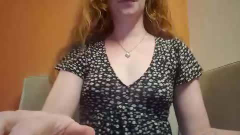Snapshot of xxmariebliss chatting on 07.29.26 xxmariebliss online show from 07.29.26