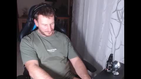 Snapshot of xxmettexx chatting on 02.14.25 xxmettexx online show from 02.14.25