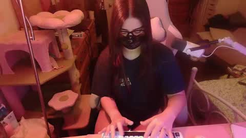 Snapshot of xxpreachersdaughterxx chatting on 03.22.26 coco online show from 03.22.26