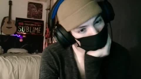 Snapshot of xxwhitefoxx chatting on 03.06.25 David Fox online show from 03.06.25