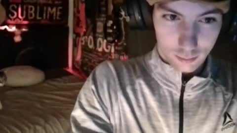 Snapshot of xxwhitefoxx chatting on 03.08.25 David Fox online show from 03.08.25