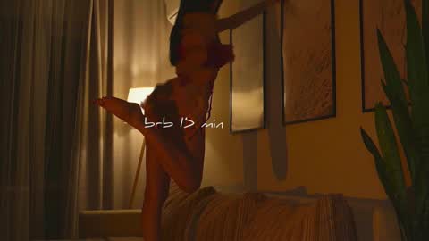 Molly online show from 12.01.25