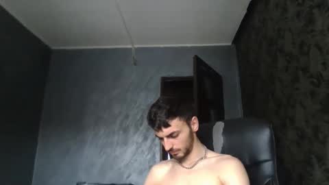 xxxdonpuiuuxxx online show from 02.15.25