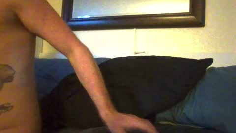 Snapshot of xxxelentdick chatting on 03.25.26 deeeeznutz online show from 03.25.26