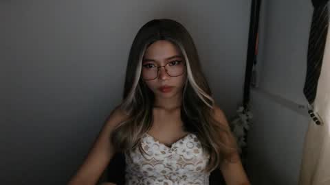 Snapshot of xxxforyouonlyxxx chatting on 01.27.25 inday pinay online show from 01.27.25