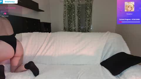 Snapshot of xxxhoneyxx chatting on 02.18.25 Onlyfanz online show from 02.18.25