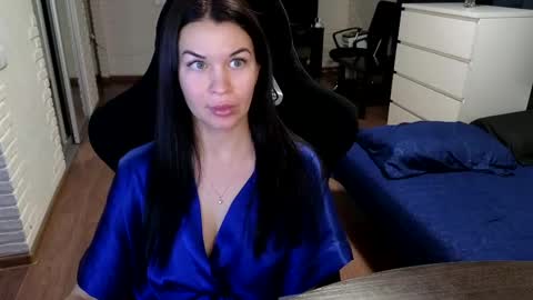 Snapshot of xxxkleoxxx chatting on 02.01.25 Alisa online show from 02.01.25