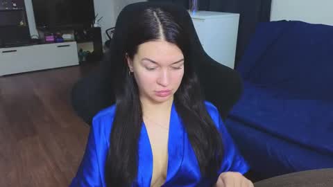 Snapshot of xxxkleoxxx chatting on 02.13.26 Alisa online show from 02.13.26