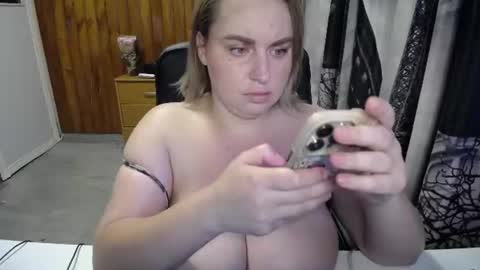Lana online show from 06.30.26