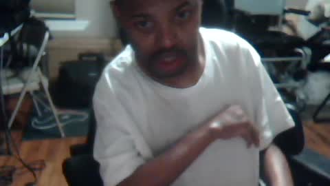 Snapshot of xxxonwheelz chatting on 06.26.26 xxxonwheelz online show from 06.26.26