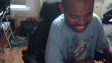 Snapshot of xxxonwheelz chatting on 07.02.26 xxxonwheelz online show from 07.02.26