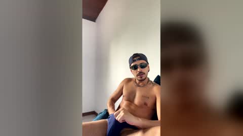 Snapshot of xxxranier chatting on 12.16.25 xxxranier online show from 12.16.25