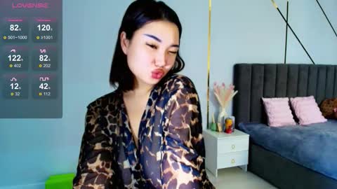 Snapshot of xxxsexaxion chatting on 10.27.25 XXXsexaxion online show from 10.27.25