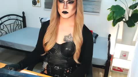 QueenMarina online show from 06.26.26