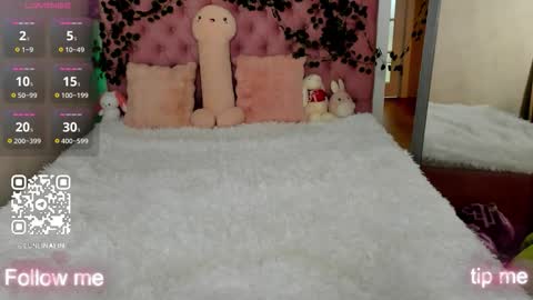 Snapshot of y0ung_lina18 chatting on 11.20.25 Lina online show from 11.20.25