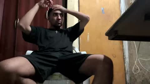 Snapshot of y0ungwithbrowndick chatting on 12.25.24 BROWN DICK online show from 12.25.24