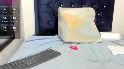 yaiza_sexylovee online show from 06.13.26