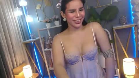 Snapshot of yakarena chatting on 10.15.25 yakarena online show from 10.15.25