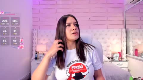 Snapshot of yaky_ chatting on 01.13.25 Yakeline online show from 01.13.25