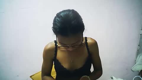 yalane online show from 12.17.25