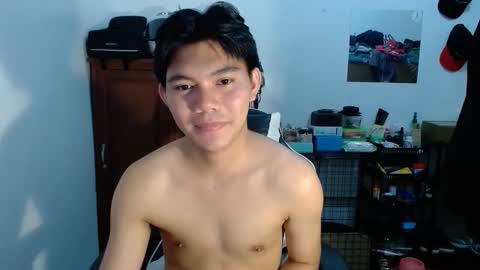 Snapshot of yamati21 chatting on 11.04.25 Eian online show from 11.04.25