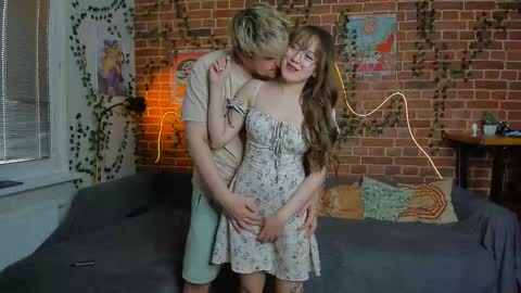 Mia and Andry  online show from 09.13.25