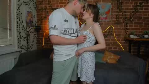 Mia and Andry  online show from 09.19.25