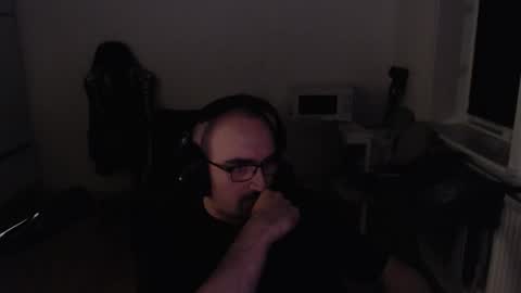 Snapshot of yamillamal157 chatting on 10.26.25 YamilLamal online show from 10.26.25