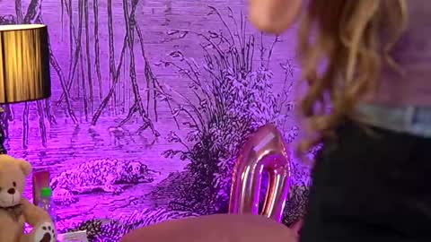 Snapshot of yamirakem chatting on 02.26.25 Yamira online show from 02.26.25