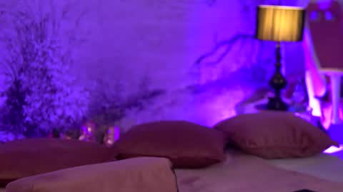 Snapshot of yamirakem chatting on 11.20.25 Yamira online show from 11.20.25