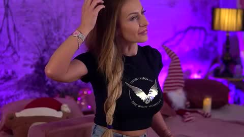 Yamira online show from 12.20.25