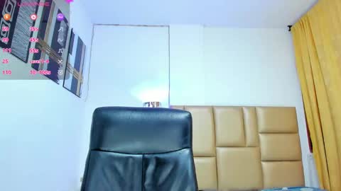 Naomi online show from 09.14.25