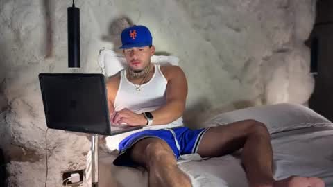yamp sambrano online show from 08.02.26