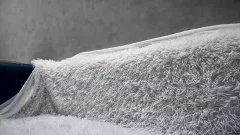 Yana  online show from 12.20.25