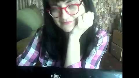 Snapshot of yanafiesta chatting on 11.15.25 yanafiesta online show from 11.15.25