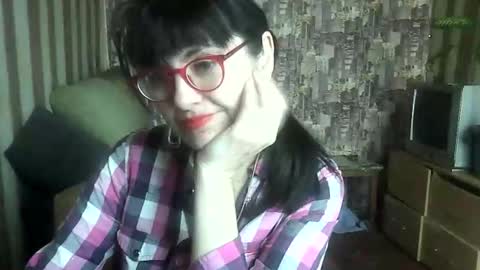 Snapshot of yanafiesta chatting on 11.18.25 yanafiesta online show from 11.18.25