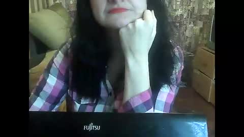 Snapshot of yanafiesta chatting on 11.27.25 yanafiesta online show from 11.27.25