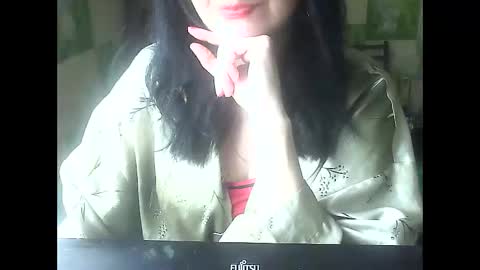 Snapshot of yanafiesta chatting on 12.15.25 yanafiesta online show from 12.15.25